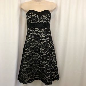 White House Black Market black lace dress Size 0
